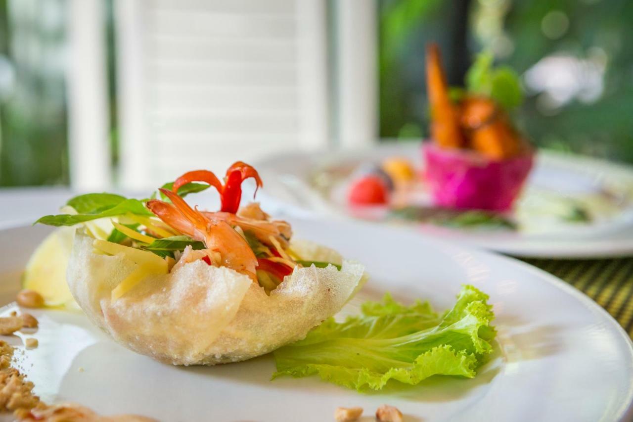 Angkor Sivutha Suites By Alfa Сиемрип Экстерьер фото